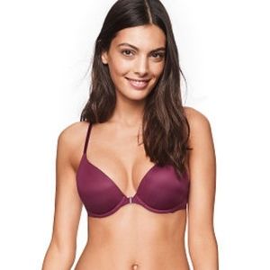 VS Pink front close T-back bra